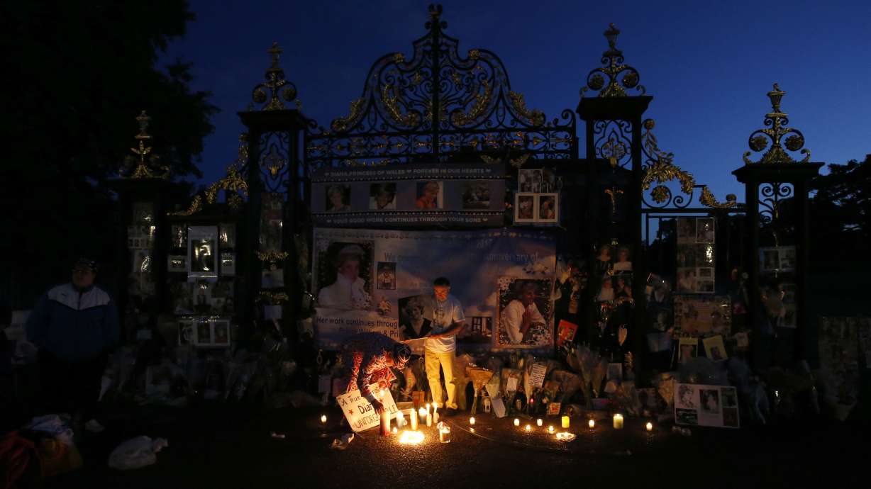 The Latest: Elton John pays tribute to Princess Diana