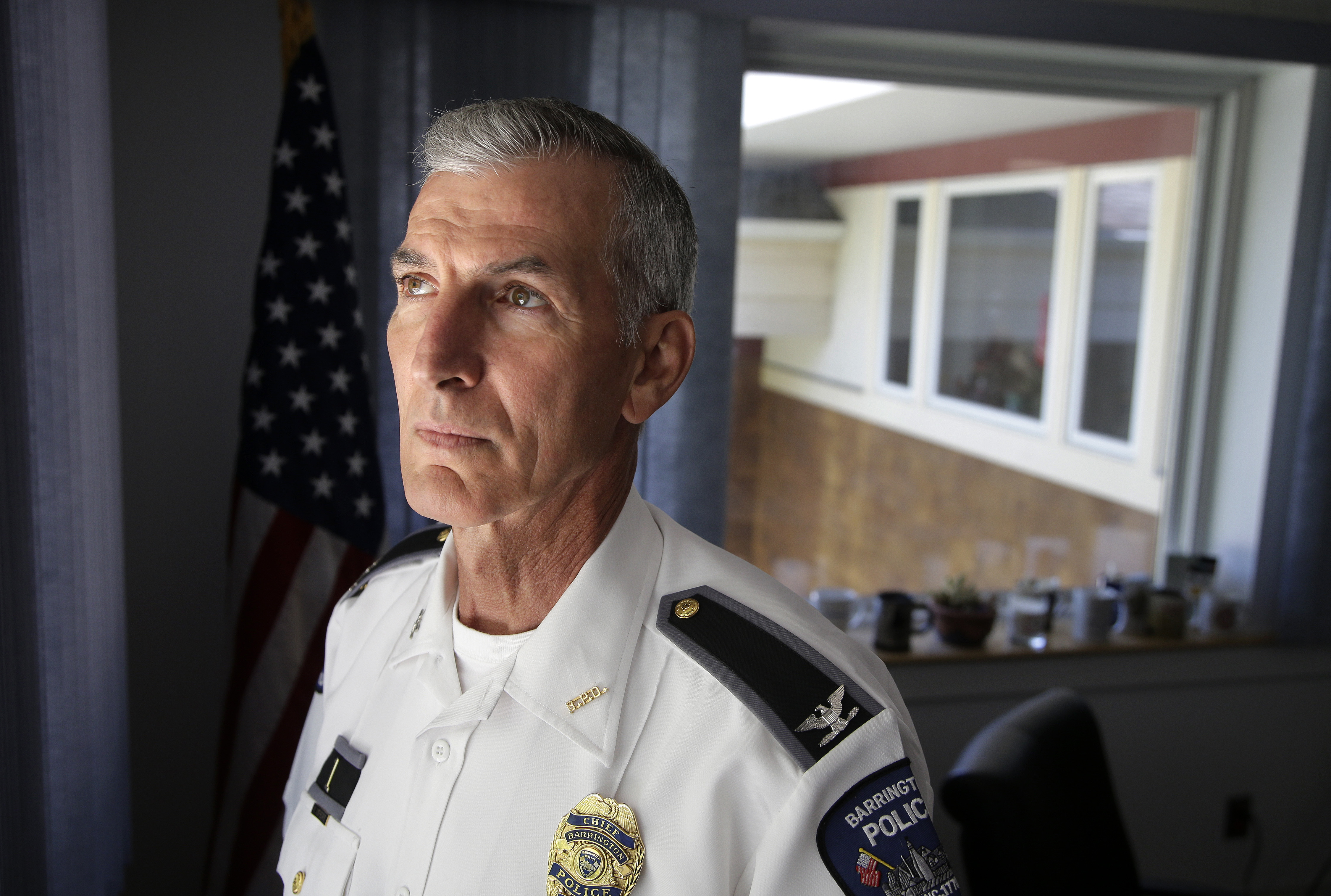 A police chief's guidance to the grieving: Go see a medium
