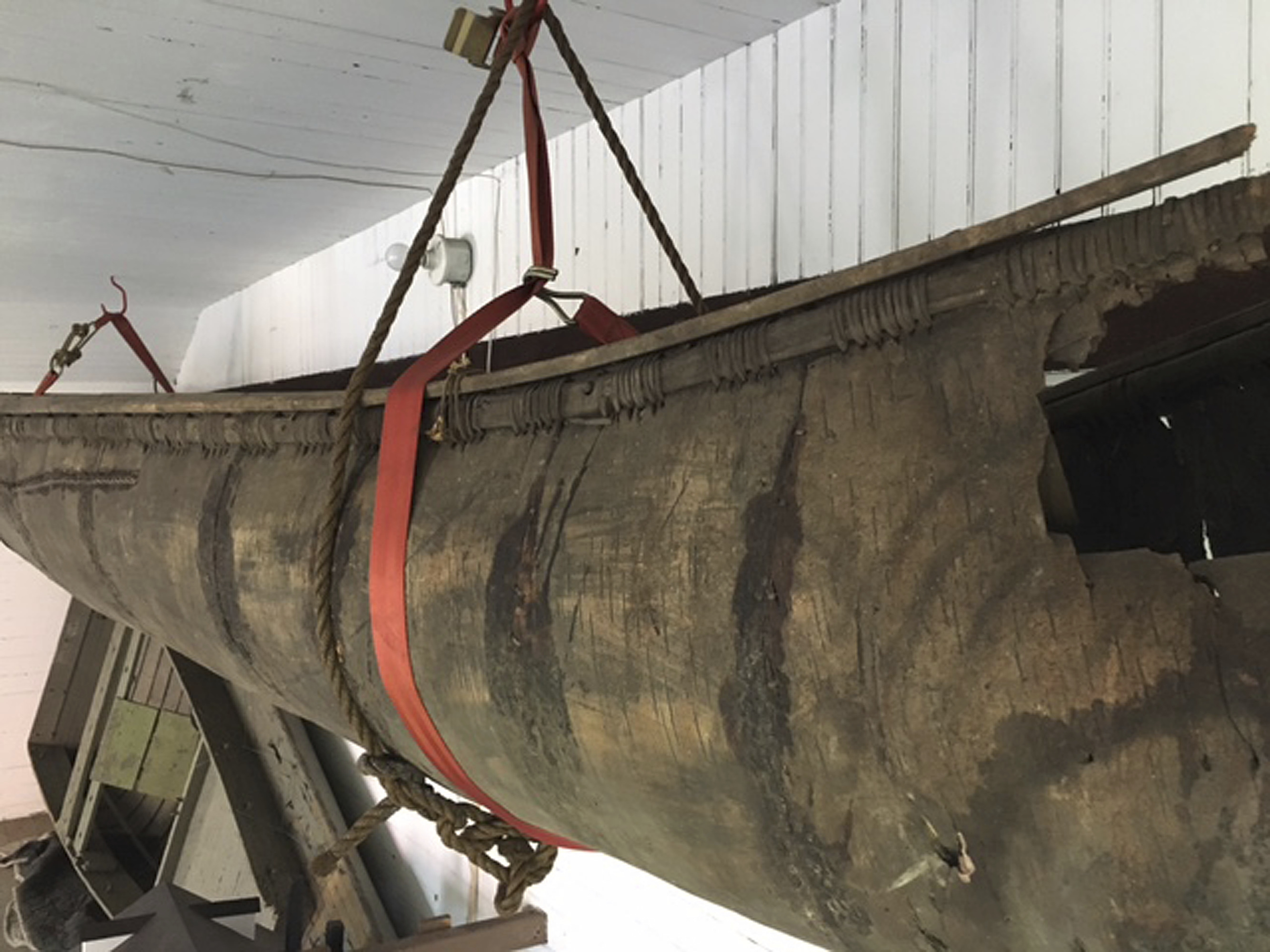 Maine museum preserves Native American canoe from 1700s