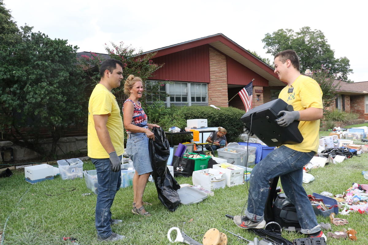 Mormon missionaries muck homes, deliver hope following historic Texas floods