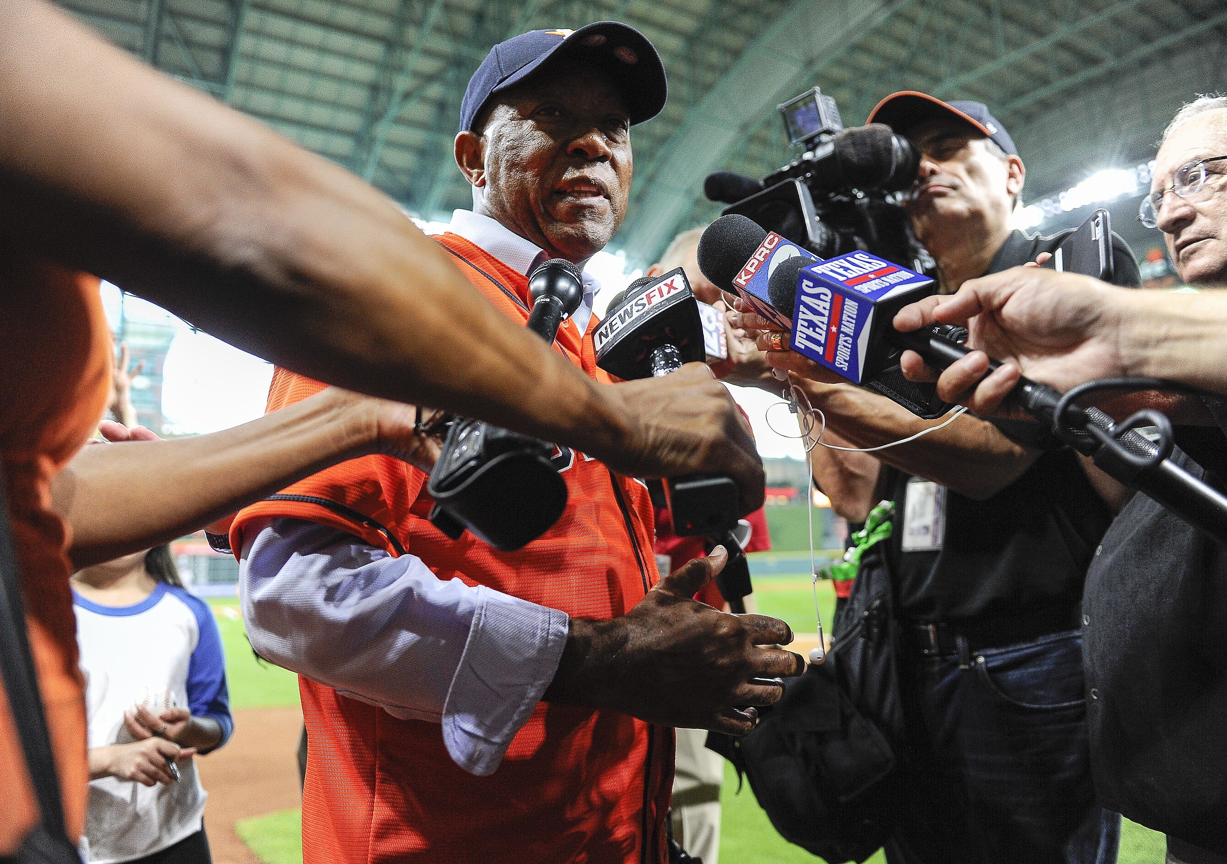 Astros return to Houston for 1st game since Harvey