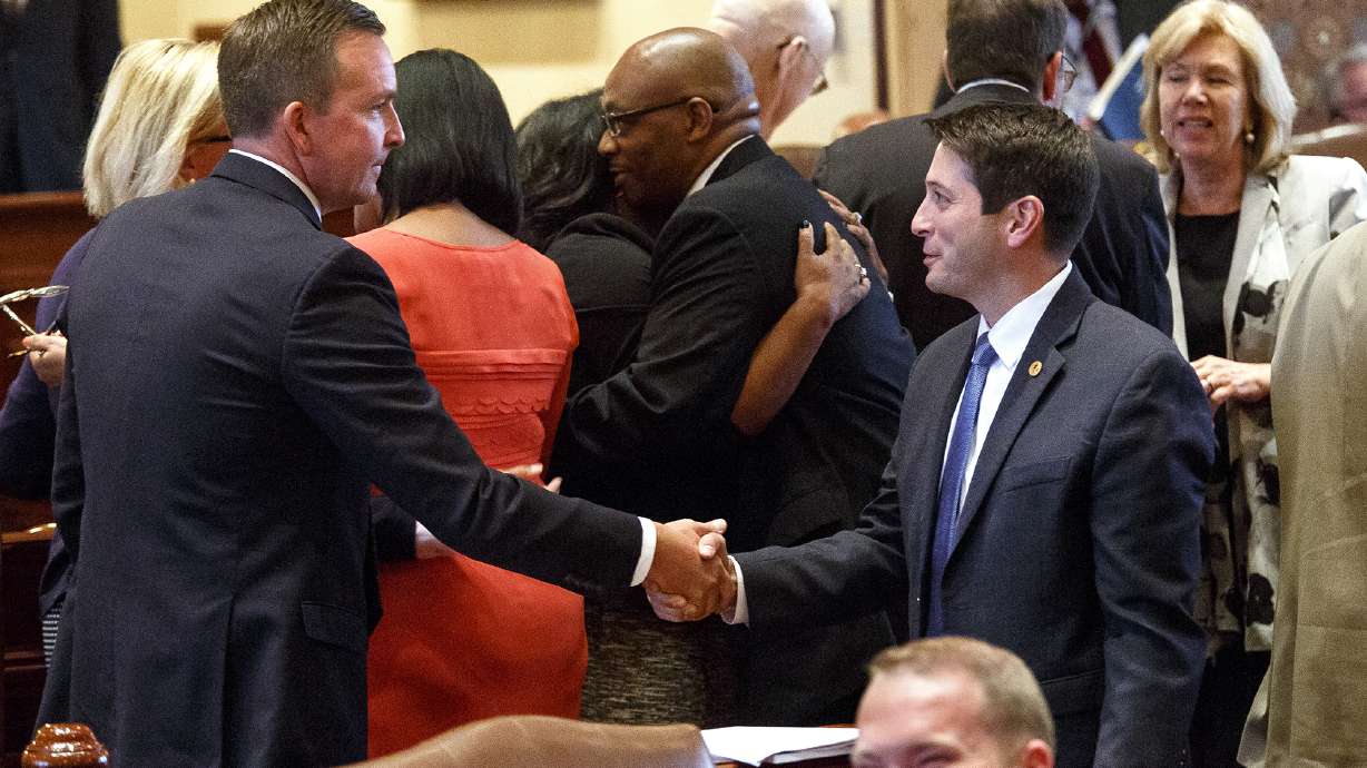 Private school tax credit surprises, riles some in Illinois