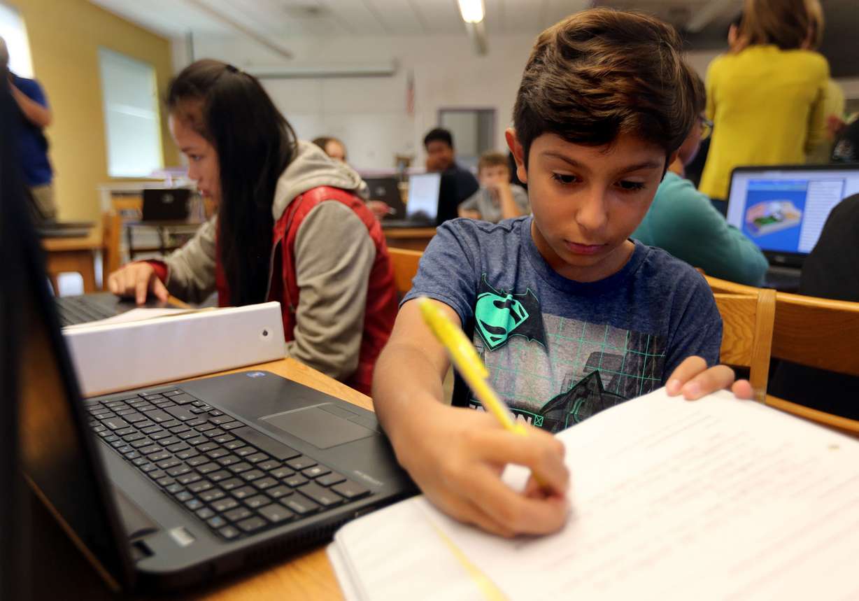 Seventh-grader Lucas Arroyave studies science at Nibley Park School in Salt Lake City, on Wednesday, Sept. 6, 2017. (Photo: Kristin Murphy, Deseret News)