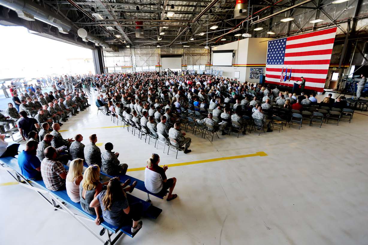 Hill Air Force Base bids farewell to the F-16 at Viper Out ceremony on base. The 388th and 419th fighter wings at Hill AFB bid farewell to the F-16 Fighting Falcon during a ceremony on Friday, Sept. 8, 2017. (Photo: Scott G Winterton, Deseret News)