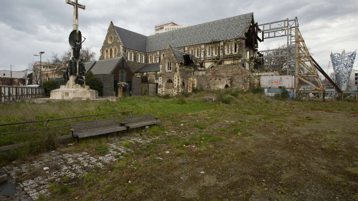 New Zealand to rebuild quake-damaged ChristChurch Cathedral