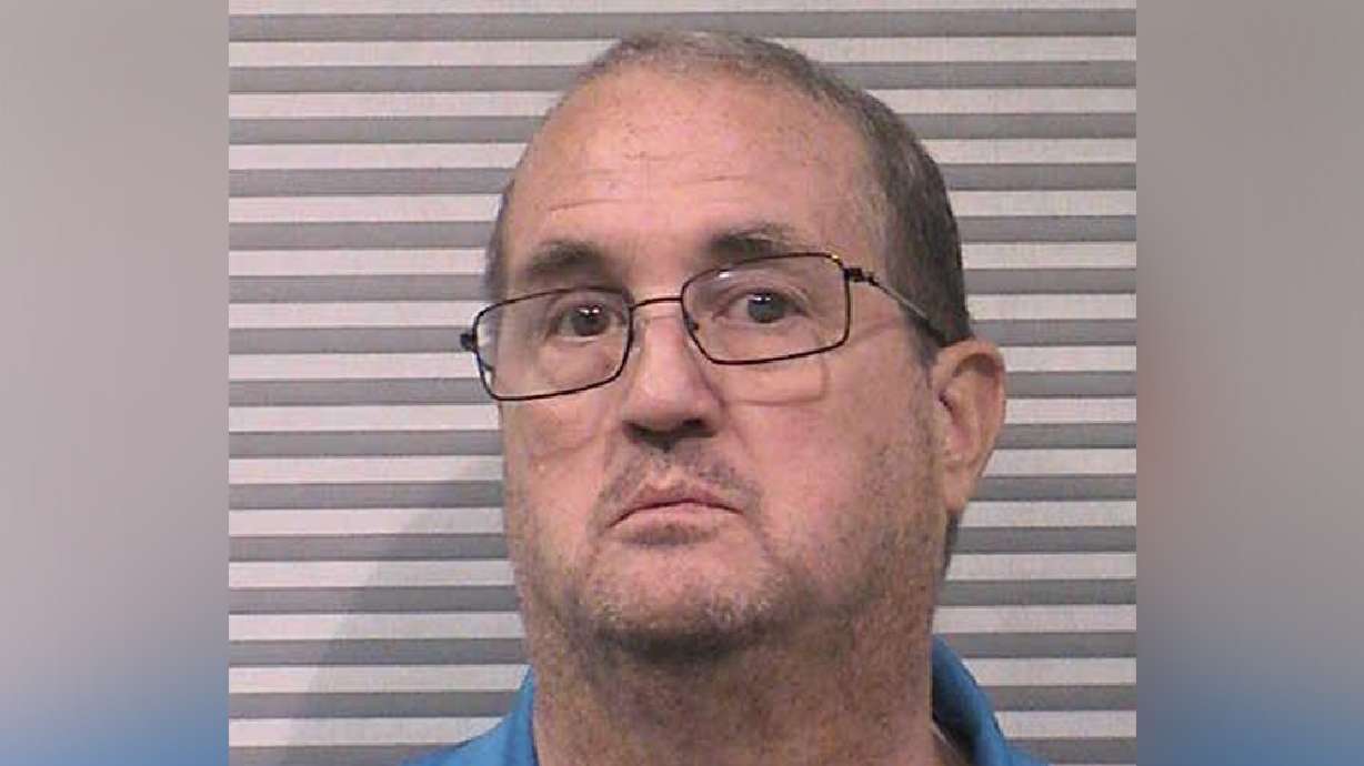 Probation ordered for man who reported scam when he sought teen for sex