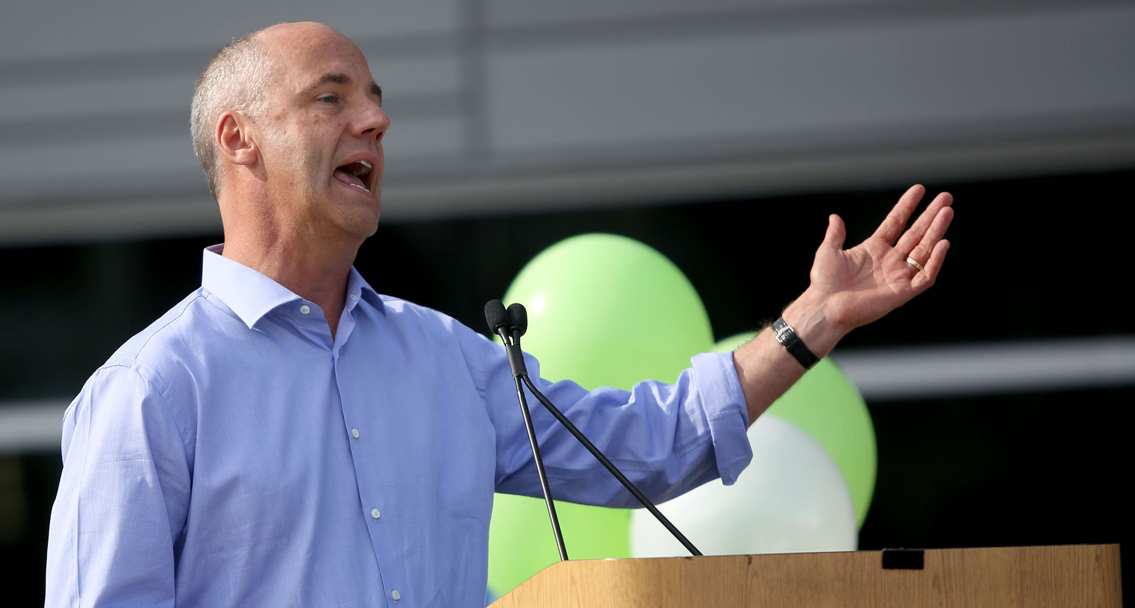 Ancestry.com CEO steps down, company delays plans for IPO