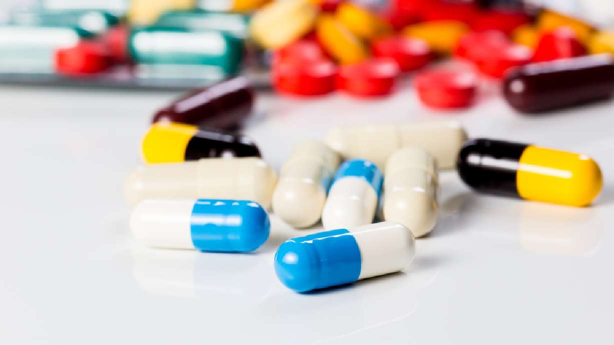 Utah House passes bill to import cost-saving pharmaceutical drugs from Canada