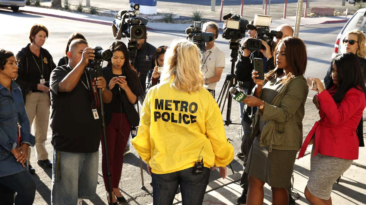 Police: Man killed at Vegas hospital had guard's stun gun