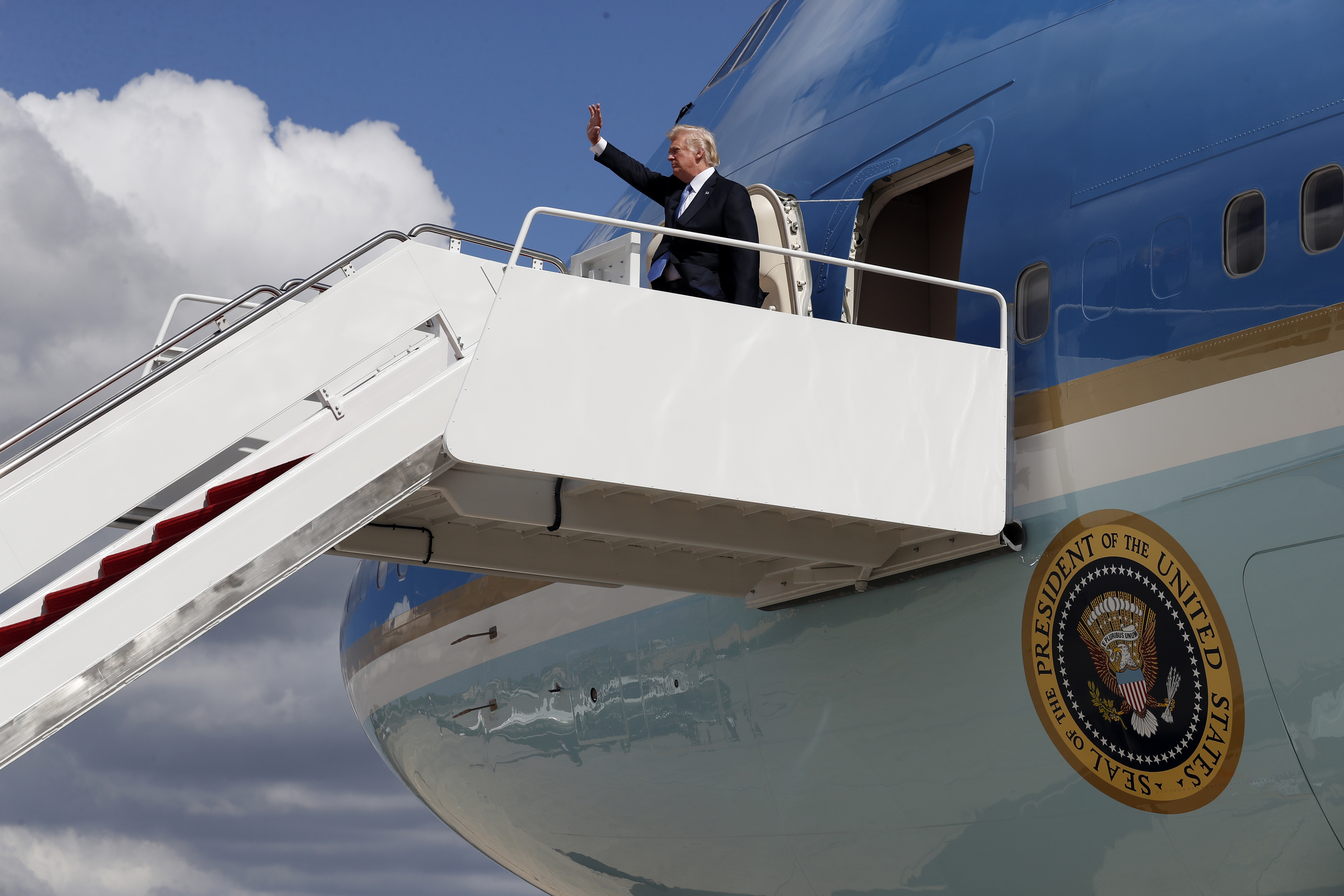 Trump mulls cargo waiver for Puerto Rico as criticism builds