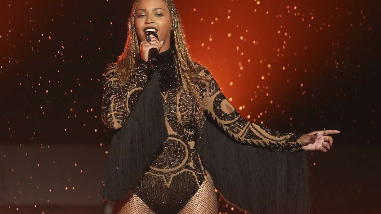 Beyonce sings 'Mi Gente' remix in Spanish for relief efforts