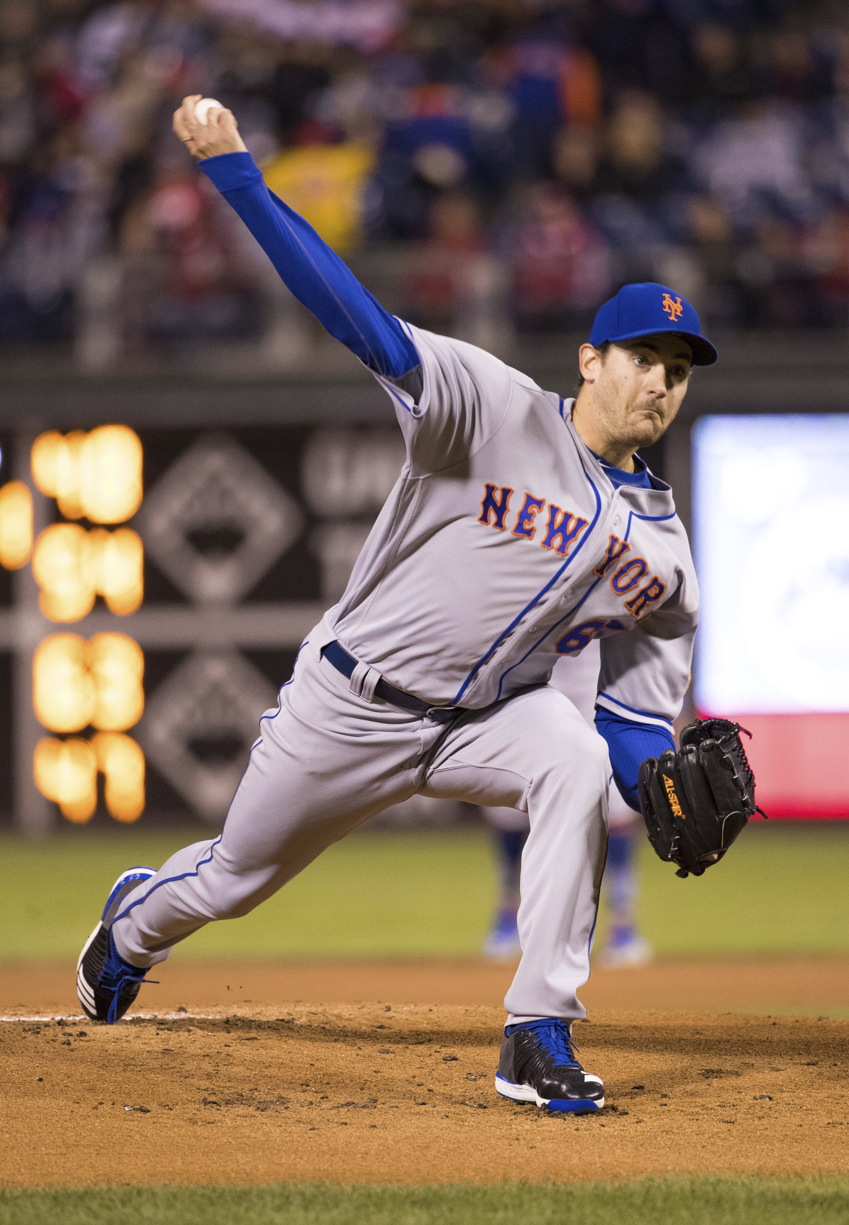 Cabrera's homer in 11th lifts Mets to 7-4 win over Phillies