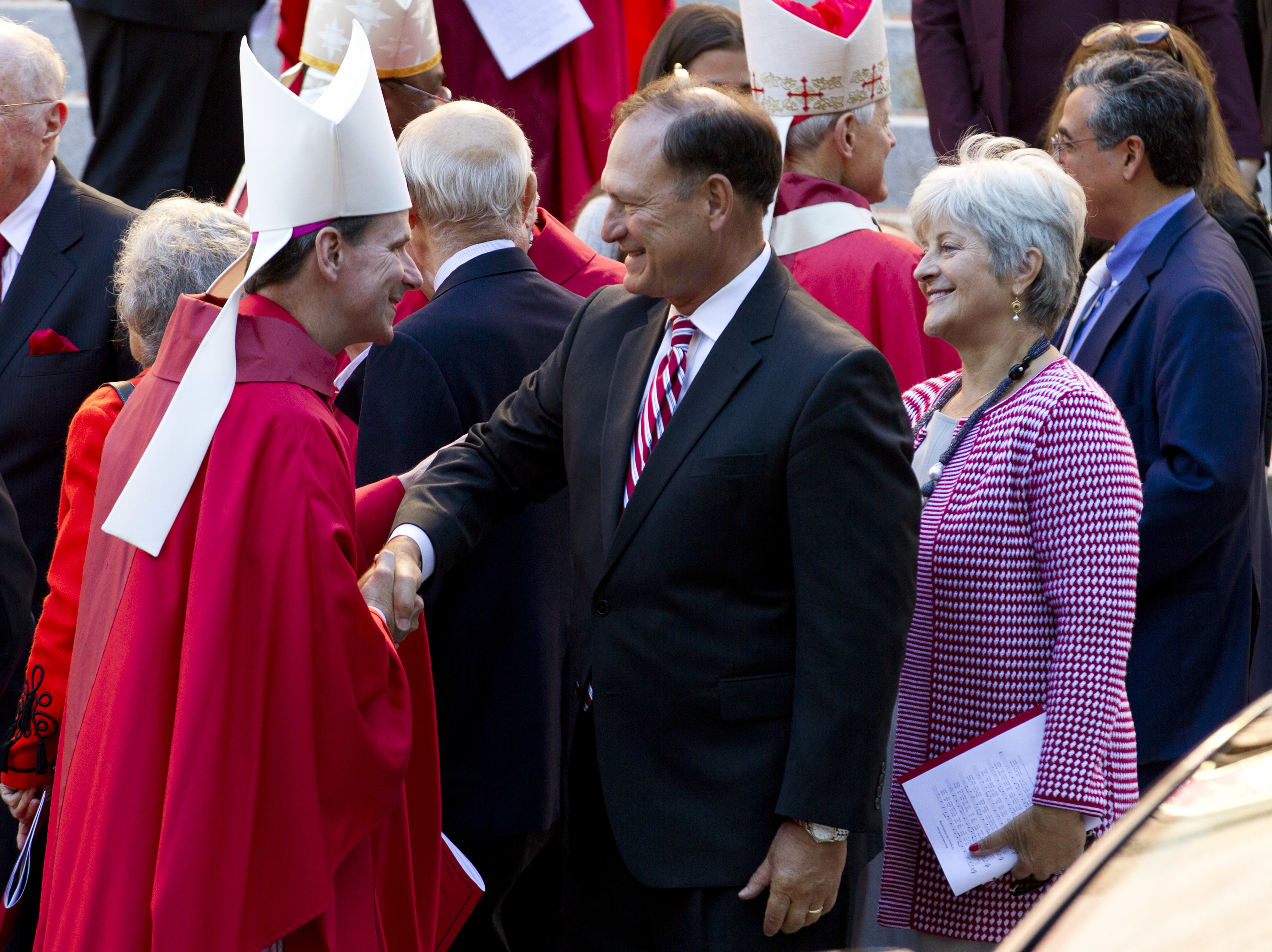 Supreme Court term begins with case of workers' rights