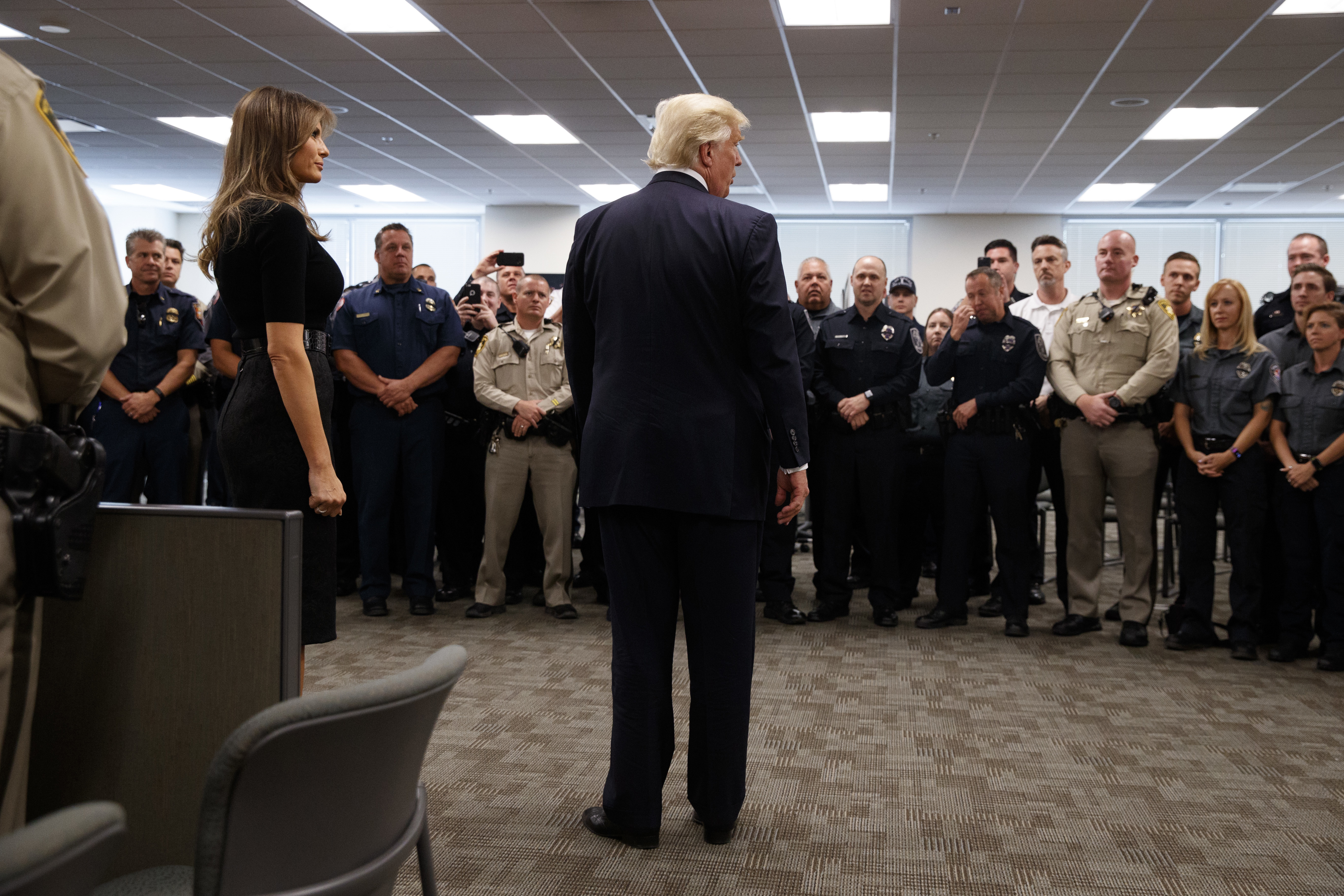 Trump offers prayers, condolences during stop in Vegas