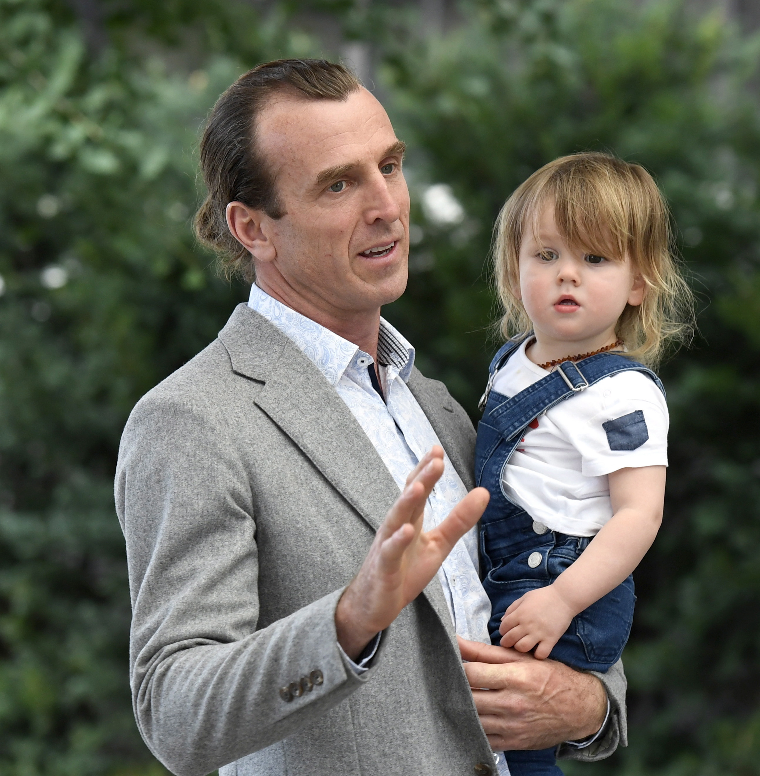 Canadian tells of Somalia abduction as trial begins