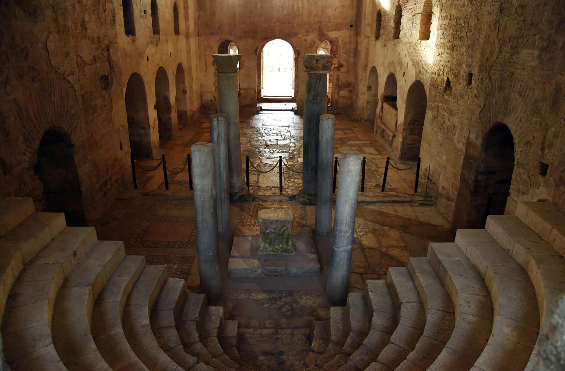 Archaeologists may have discovered St. Nick's bones