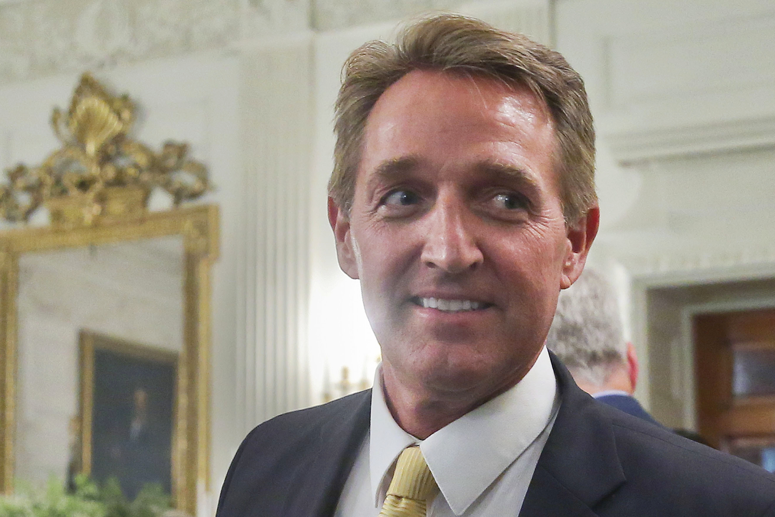 Arizona Sen. Flake's vulnerability feeds GOP Senate concerns
