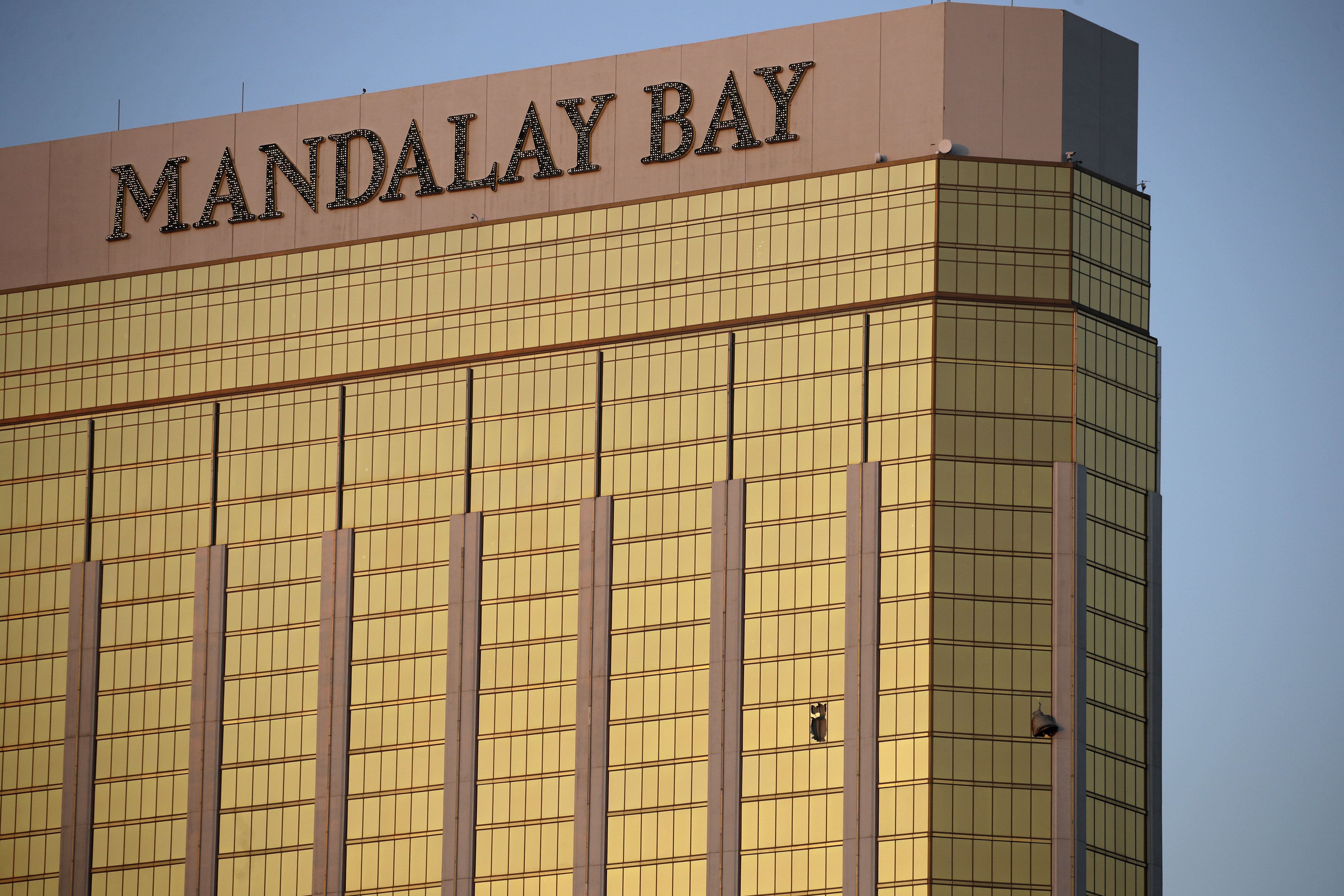 Hotel company: Las Vegas gunman had interactions with staff