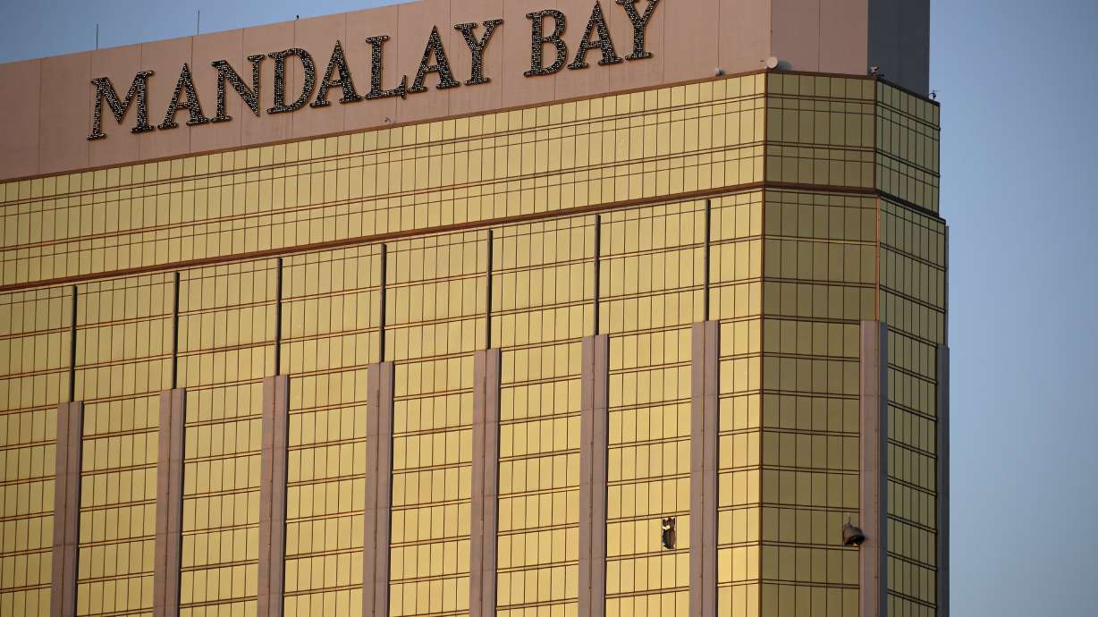 Hotel company: Las Vegas gunman had interactions with staff