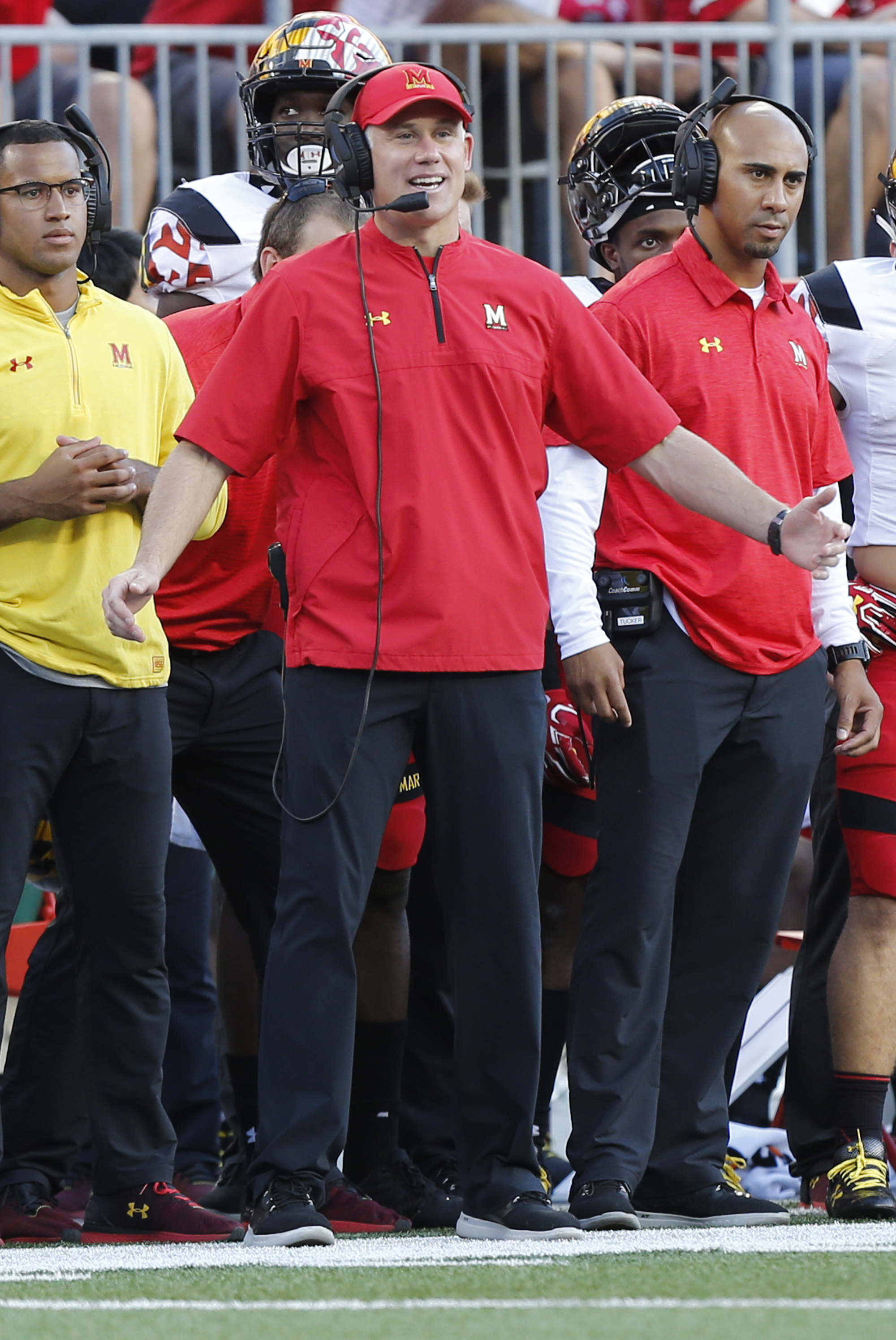 No. 10 Ohio State keeps rolling, routs Maryland 62-14