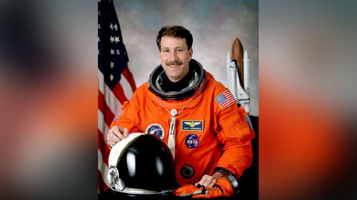 Former astronaut, TOPGUN graduate to speak at Ogden space camp