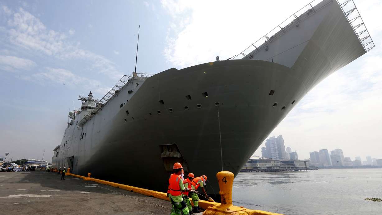 2 Australian navy ships on goodwill visit to Philippines
