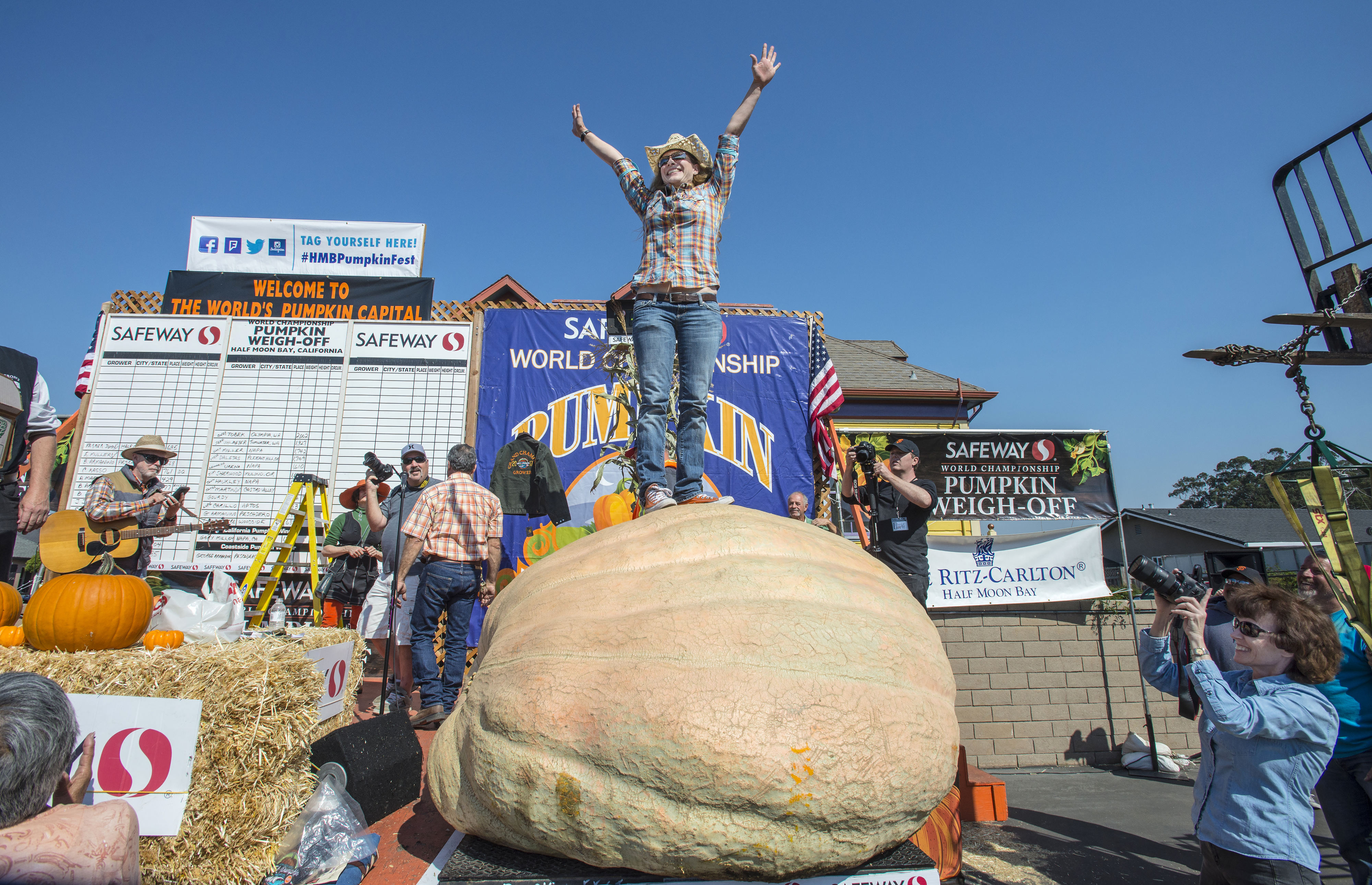 Heaviest is best: Pumpkin sets record at California contest