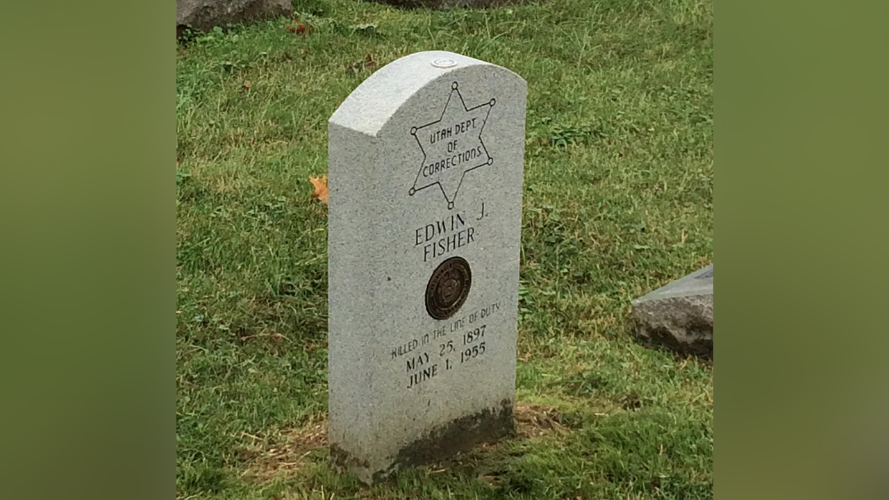 Utah officer killed 62 years ago gets headstone on unmarked grave