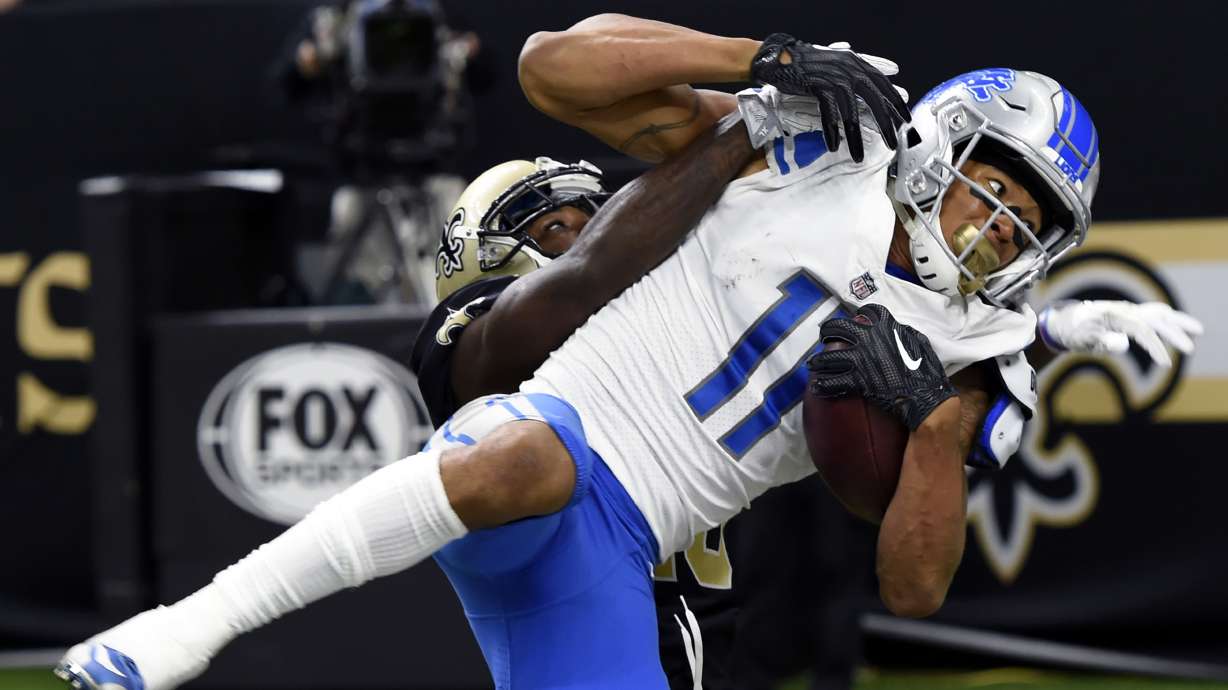 Saints' big-play defense fuels wild 52-38 win over Lions