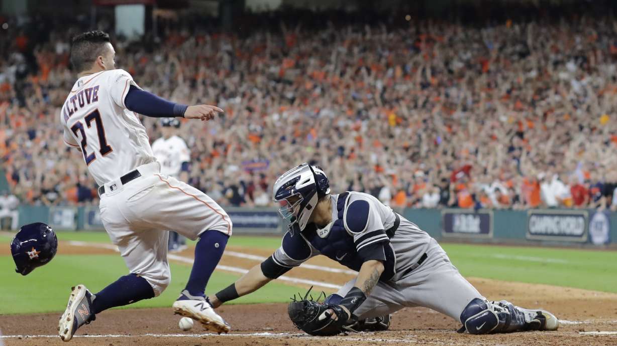 Yankees tab Romine over Sanchez to catch Gray in Game 4
