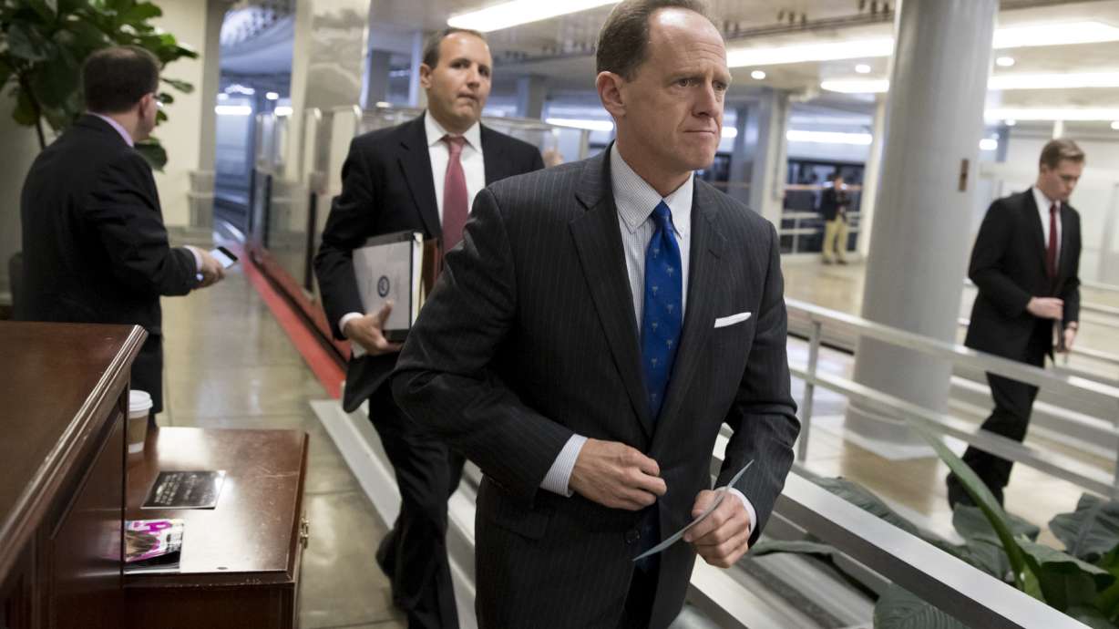 Senate backs GOP budget in step forward for tax revamp