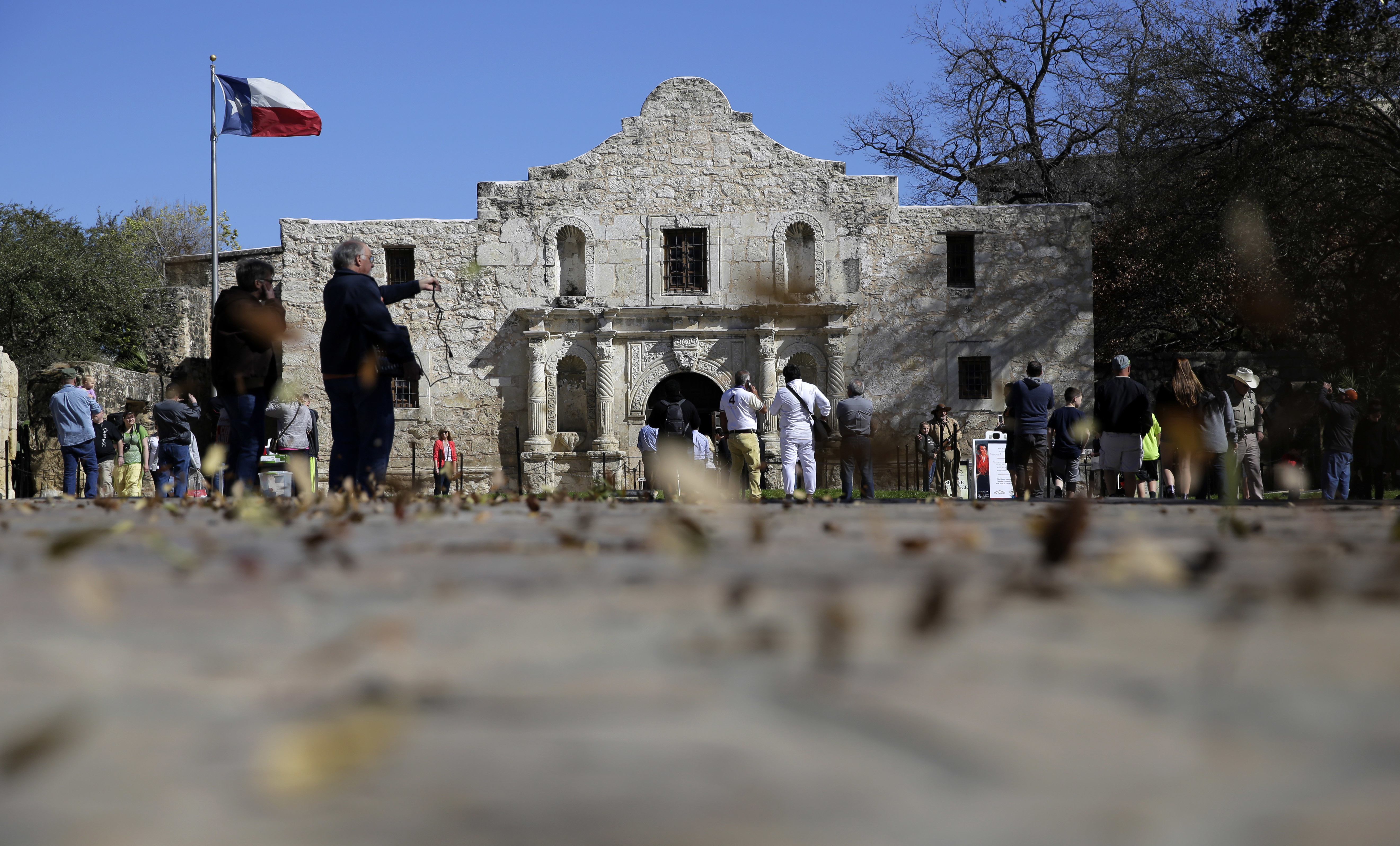New Battle of the Alamo is brewing over Texas shrine revamp