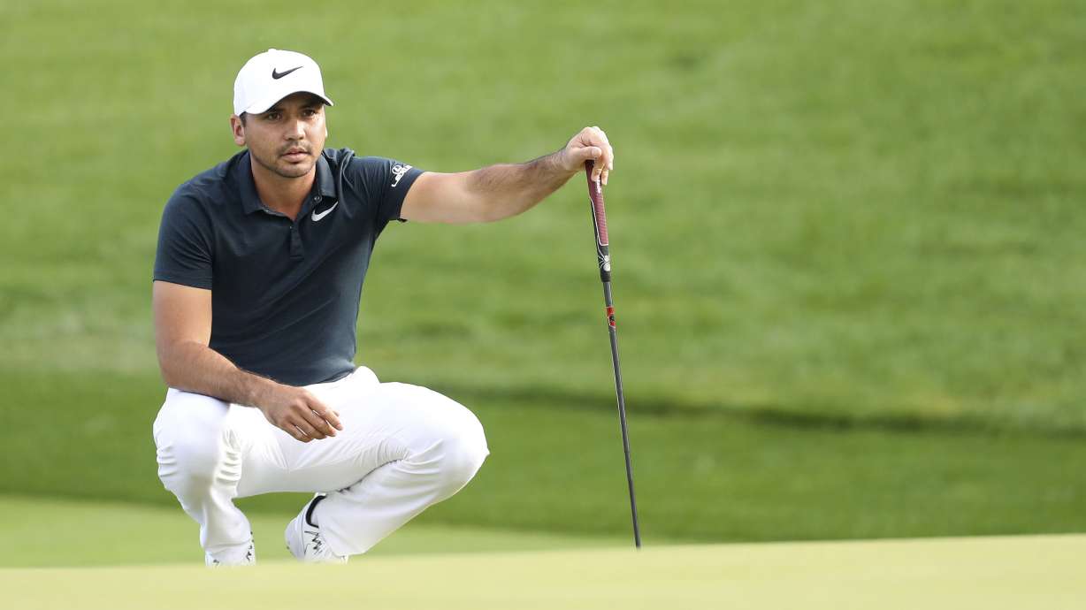 List fires 67 to take 1-stroke lead halfway through CJ Cup