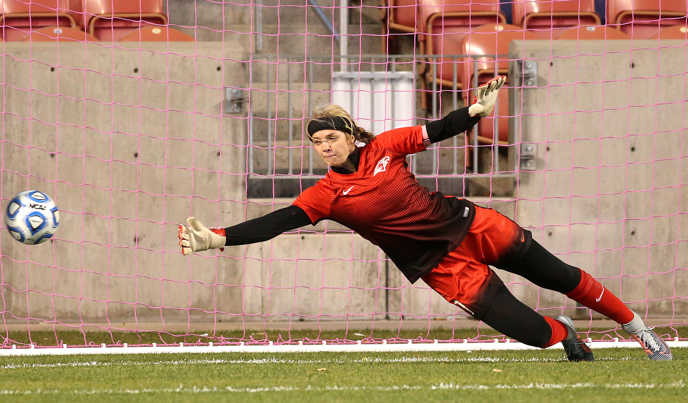 Goalkeeper Kayla Thompson dives to her right as Maple Mountain plays Timpanogos in the 5A girls soccer championship game at Rio Tinto Stadium in Sandy, on Friday, Oct. 20, 2017. Maple Mountain won in a shootout. (Photo: Kristin Murphy, Deseret News)