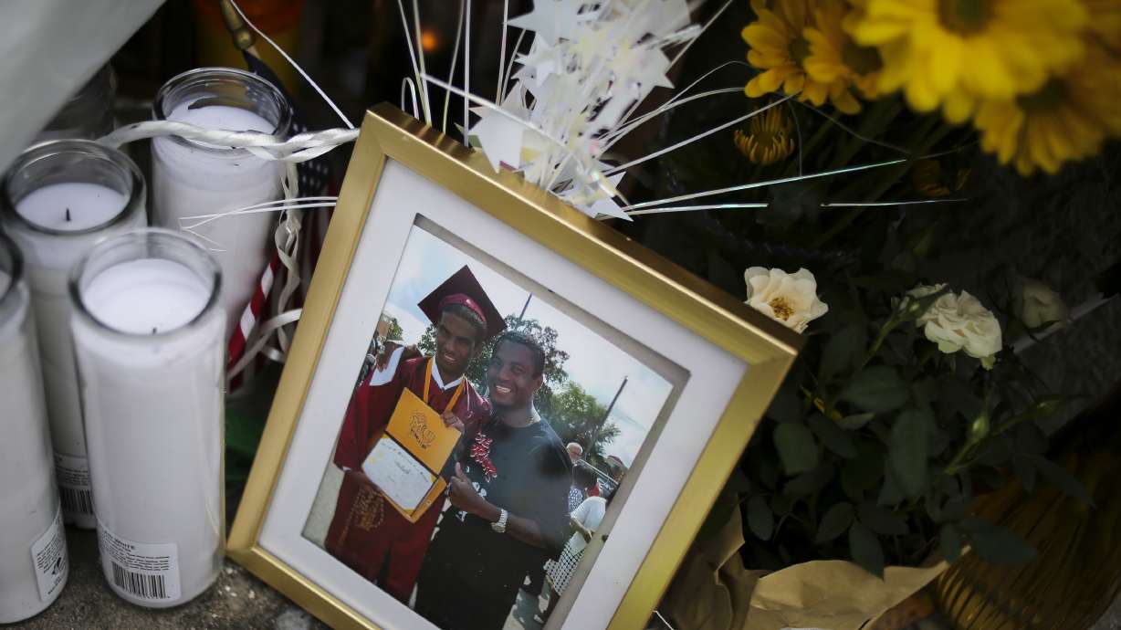 Tampa neighborhood fears serial killer after 3 killings