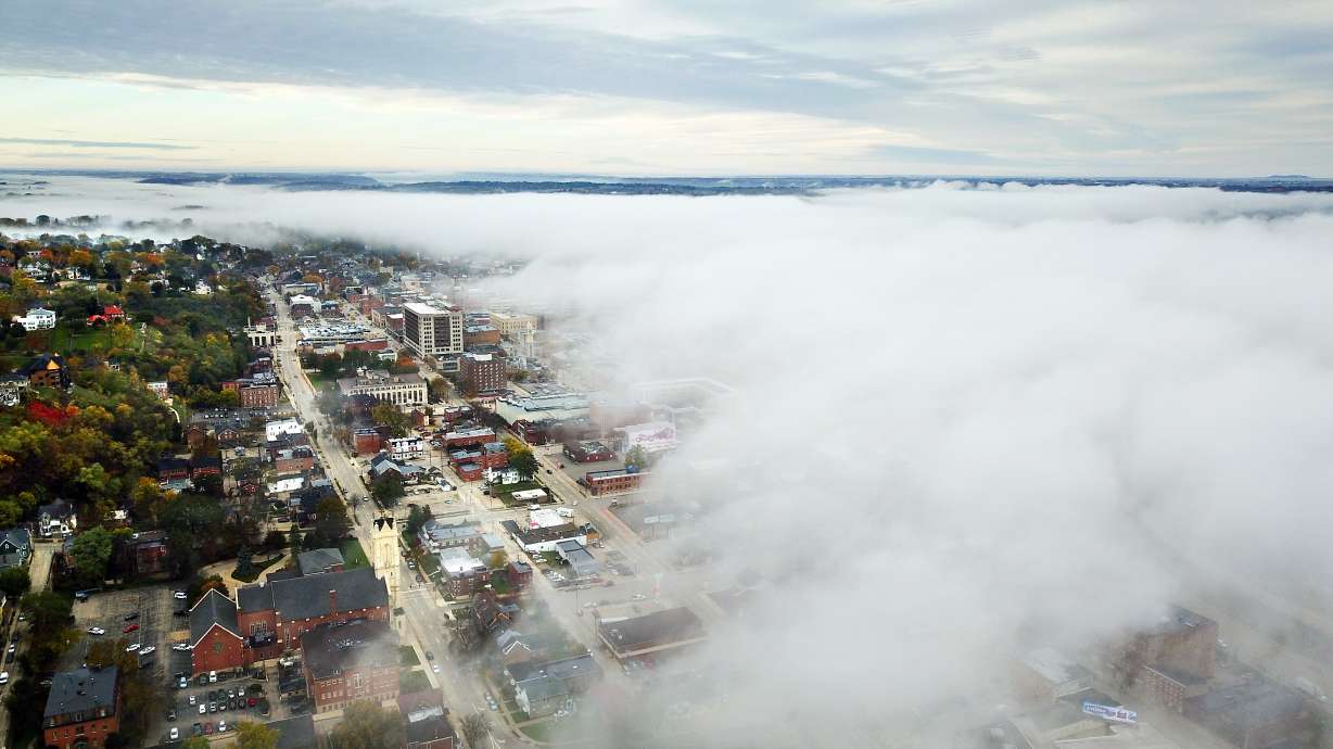 Former FBI director in Iowa: It's for family, not politics