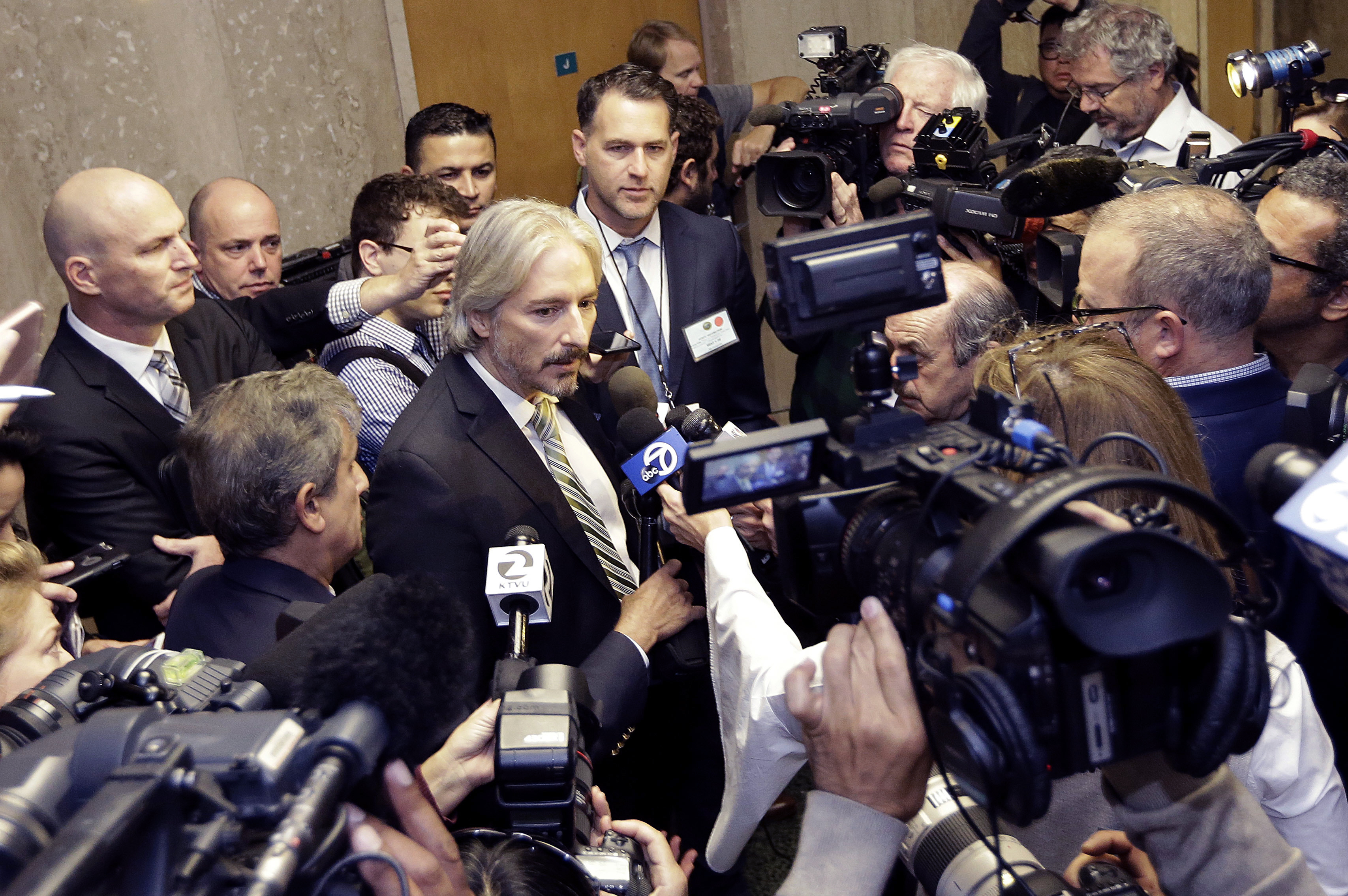 Witnesses say they saw suspect leave pier after shooting