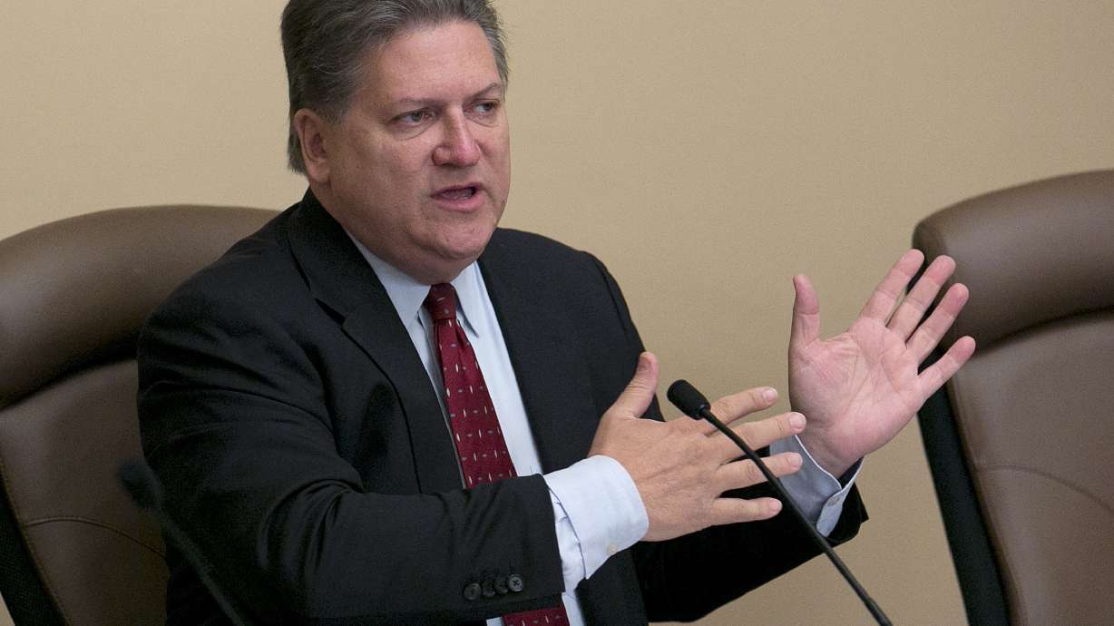 California's chief justice gives bail reform a boost