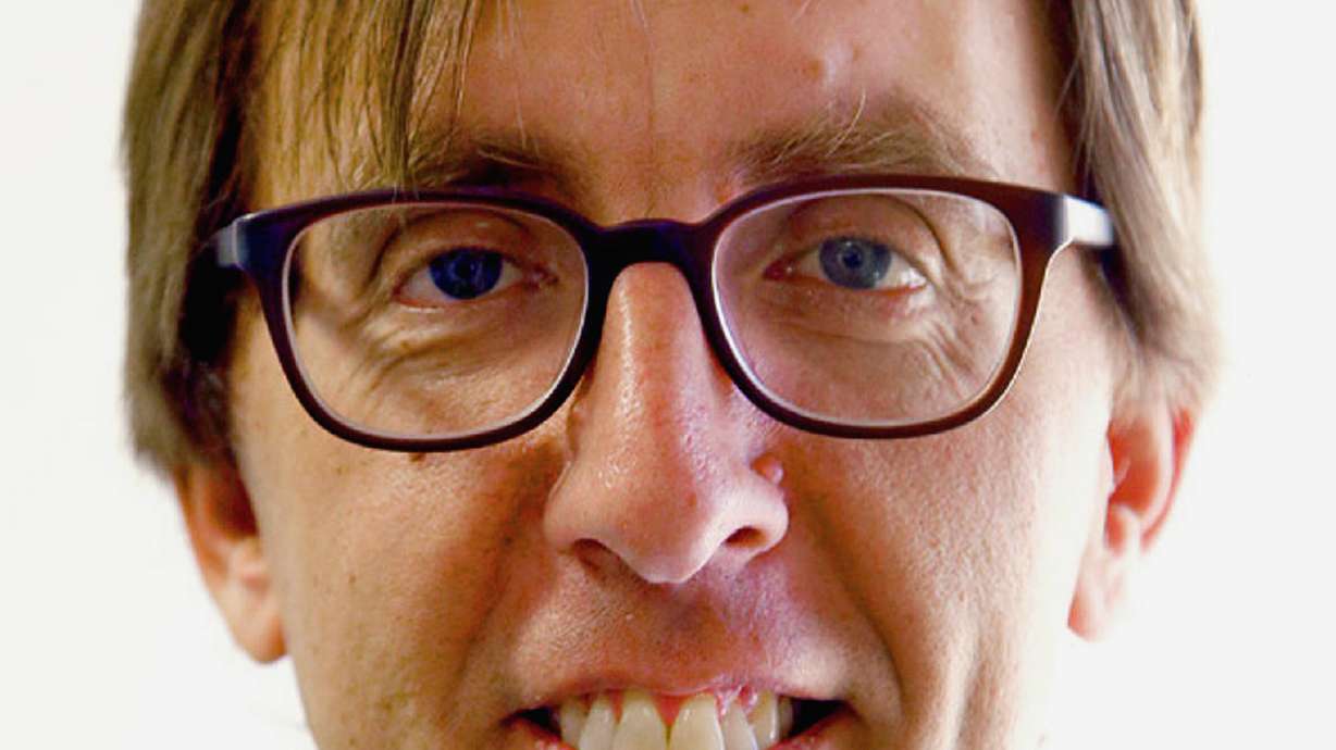 AP names Josh Hoffner as news editor for national beats