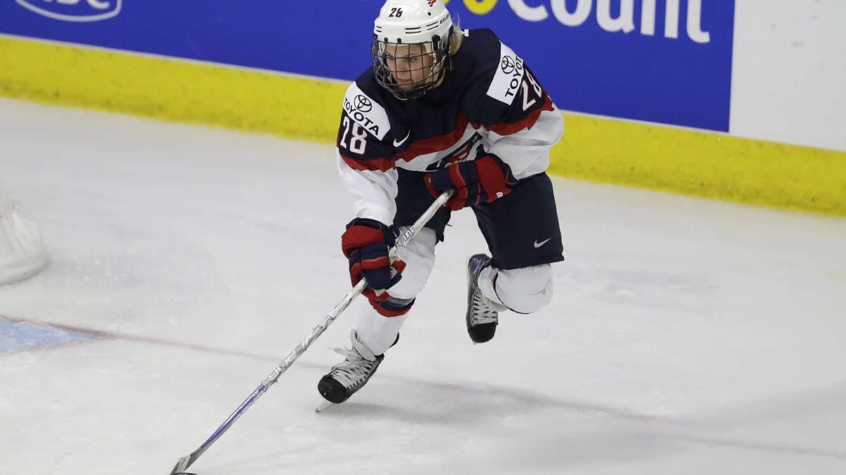 Women's pro hockey league makes pact with NJ Devils