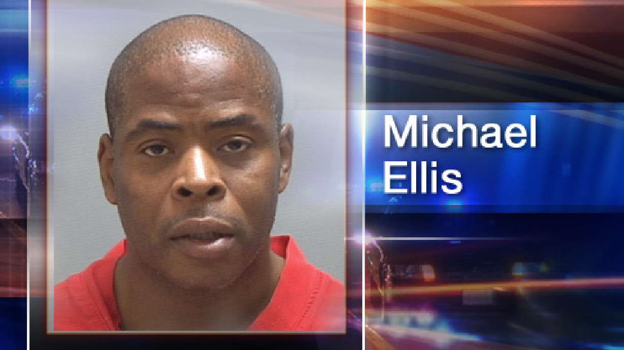 Taser Doesn't Stop Naked Man