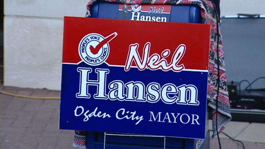 Campaign Ads Implying Governor's Endorsement are Pulled