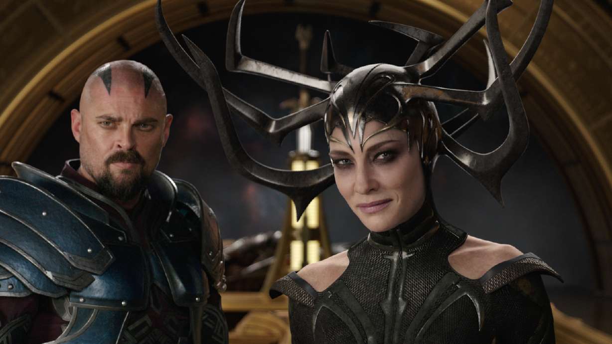 Review: 'Thor: Ragnarok' takes the god to funny heights