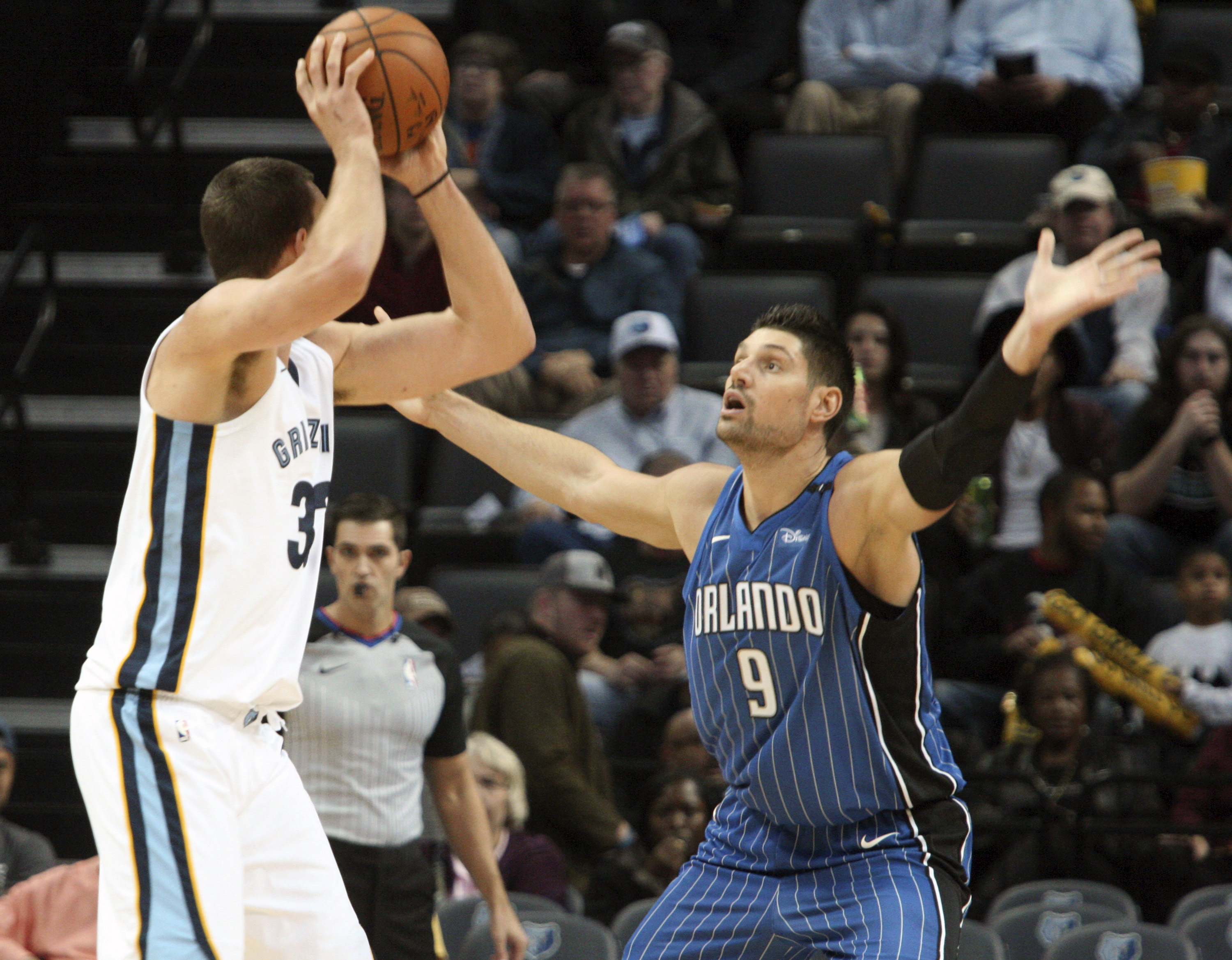 Fournier scores 22, Gordon adds 19 as Magic beat Grizzlies