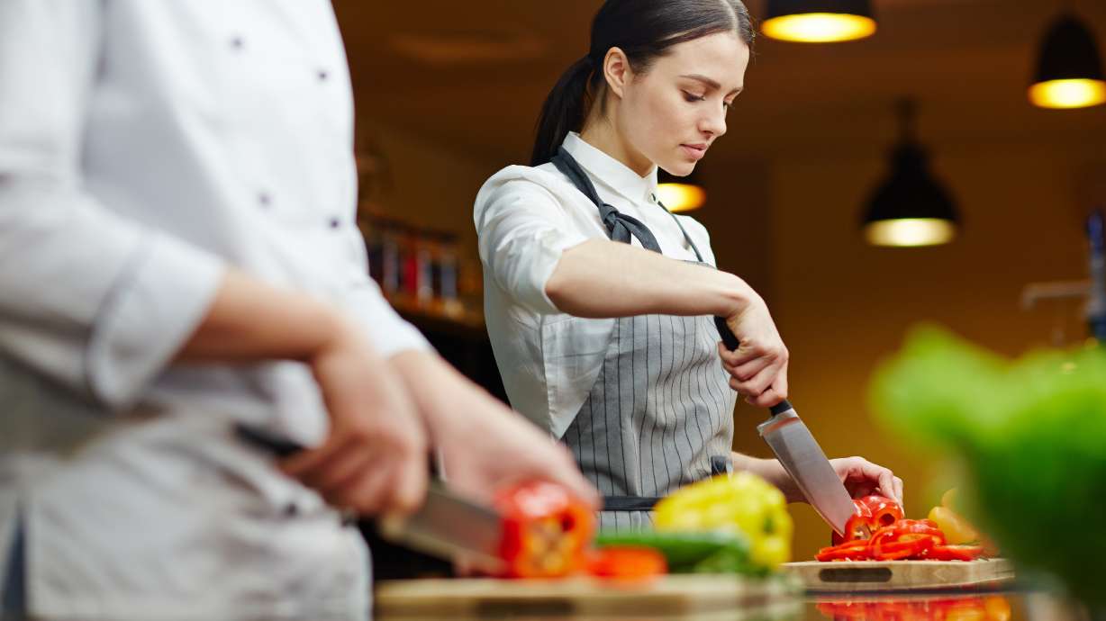 Where Americans found jobs: Restaurants and health care