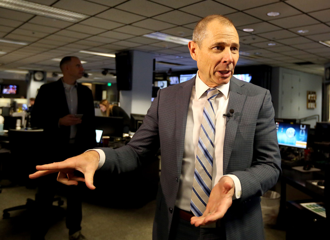 Curtis to seek the Republican nomination at convention