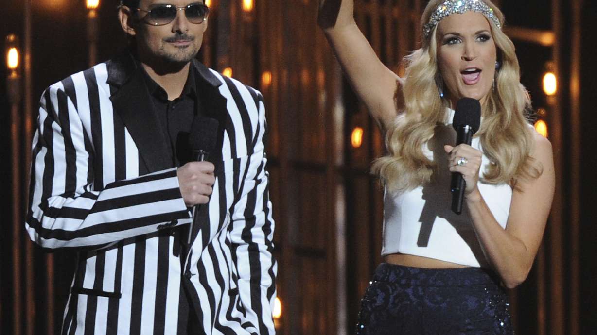Carrie Underwood, Paisley celebrating a decade as CMA hosts