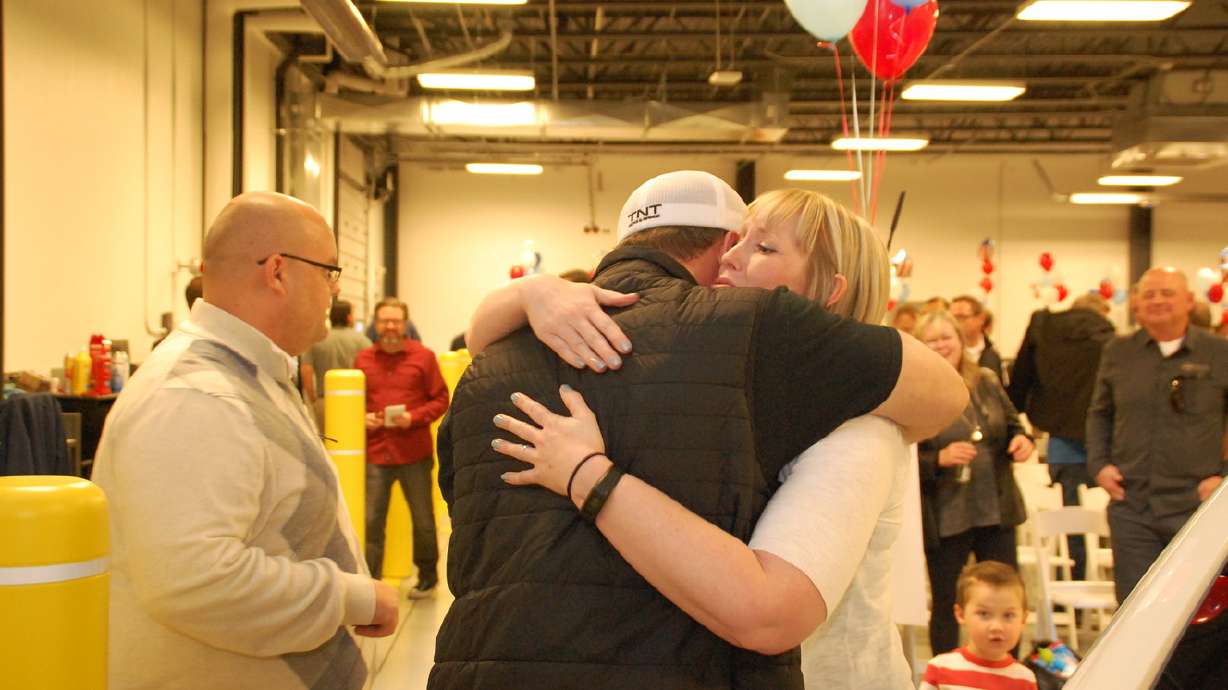 Charity drive puts car keys in hands of veterans