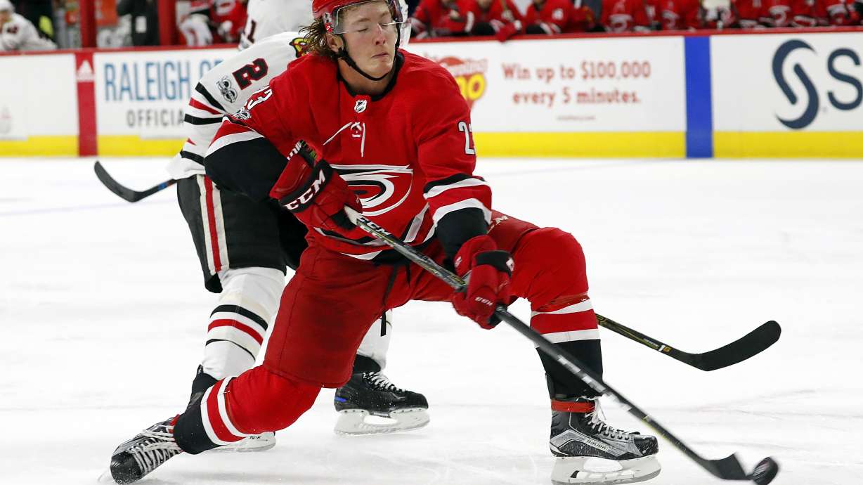 Saad's OT goal lifts Blackhawks past Hurricanes