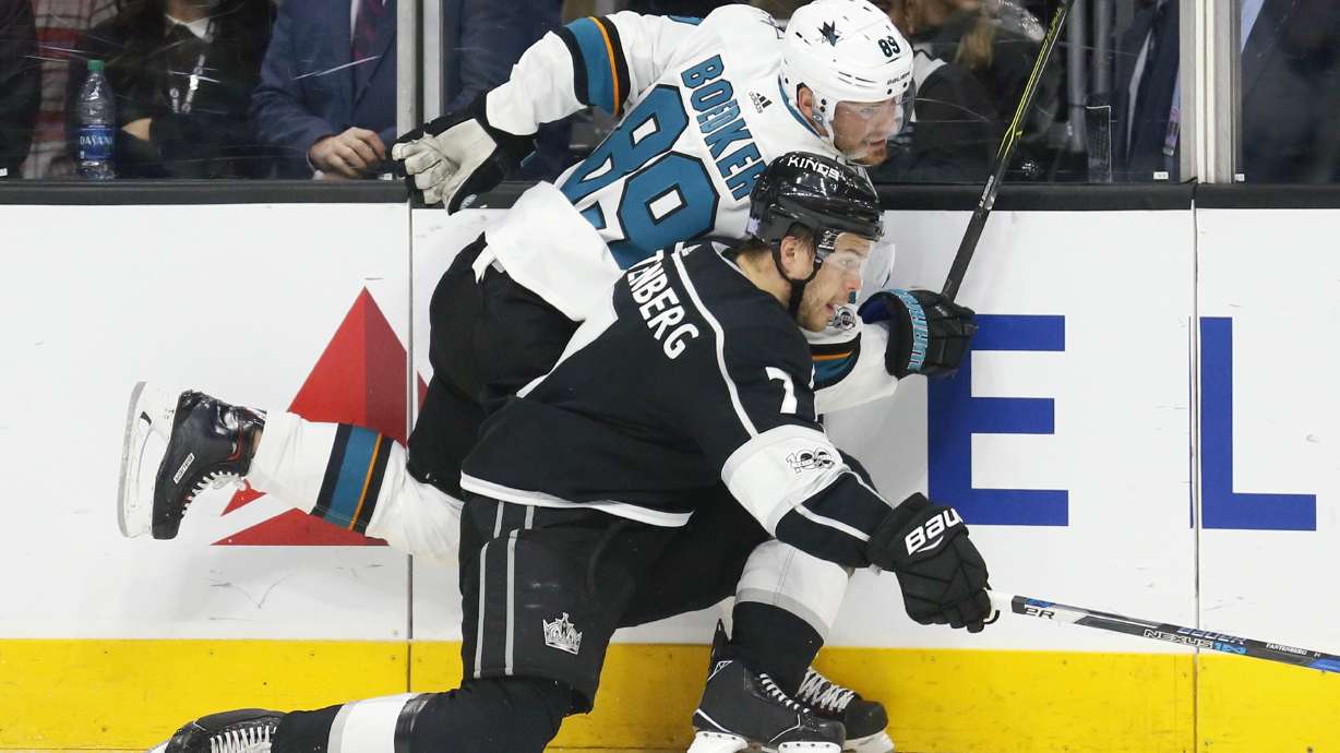 Ward's skate deflection goal tips Sharks past Kings, 2-1